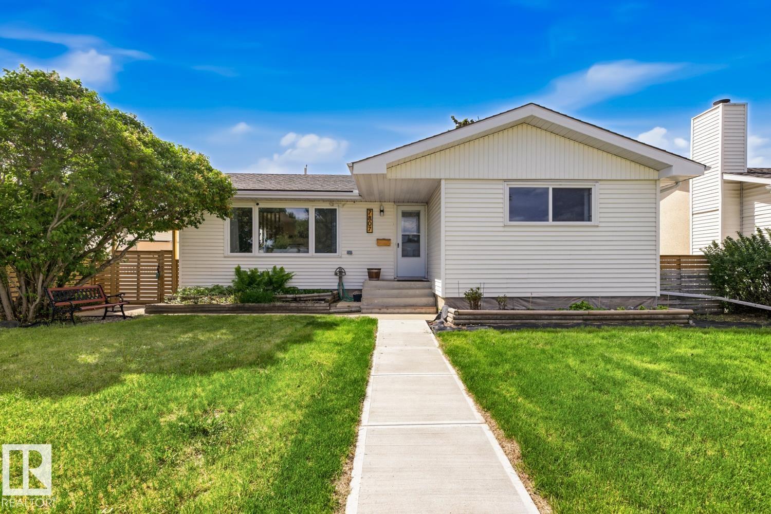 7807 132 AV NW - photo 2