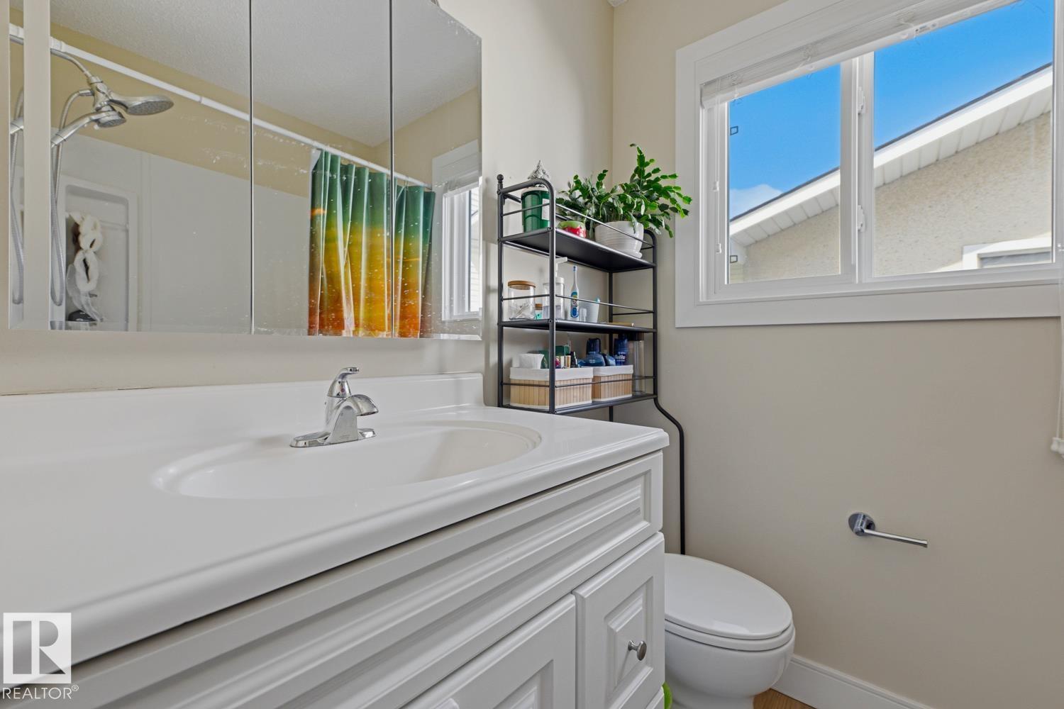 7807 132 AV NW — photo 22