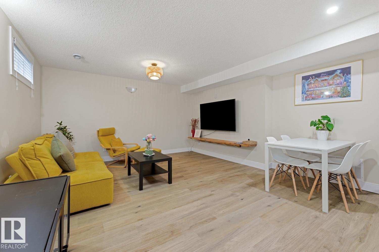 7807 132 AV NW — photo 28