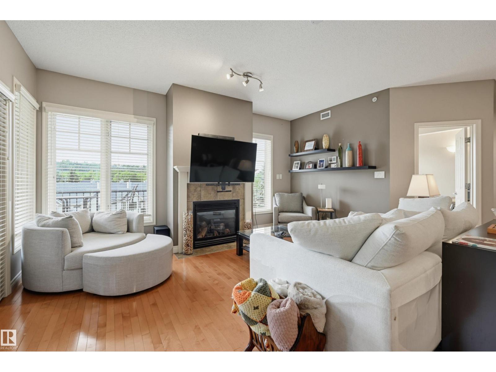 #409 9811 96A ST NW - photo 3