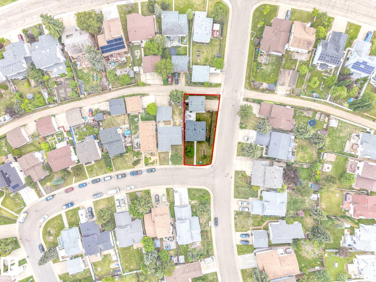3904 35 AV NW — photo 62