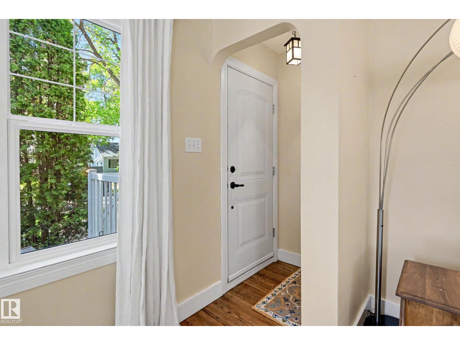 11603 71 ST NW - photo 3