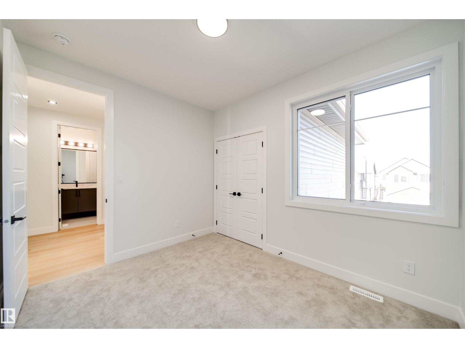 7027 177 AV NW - 26