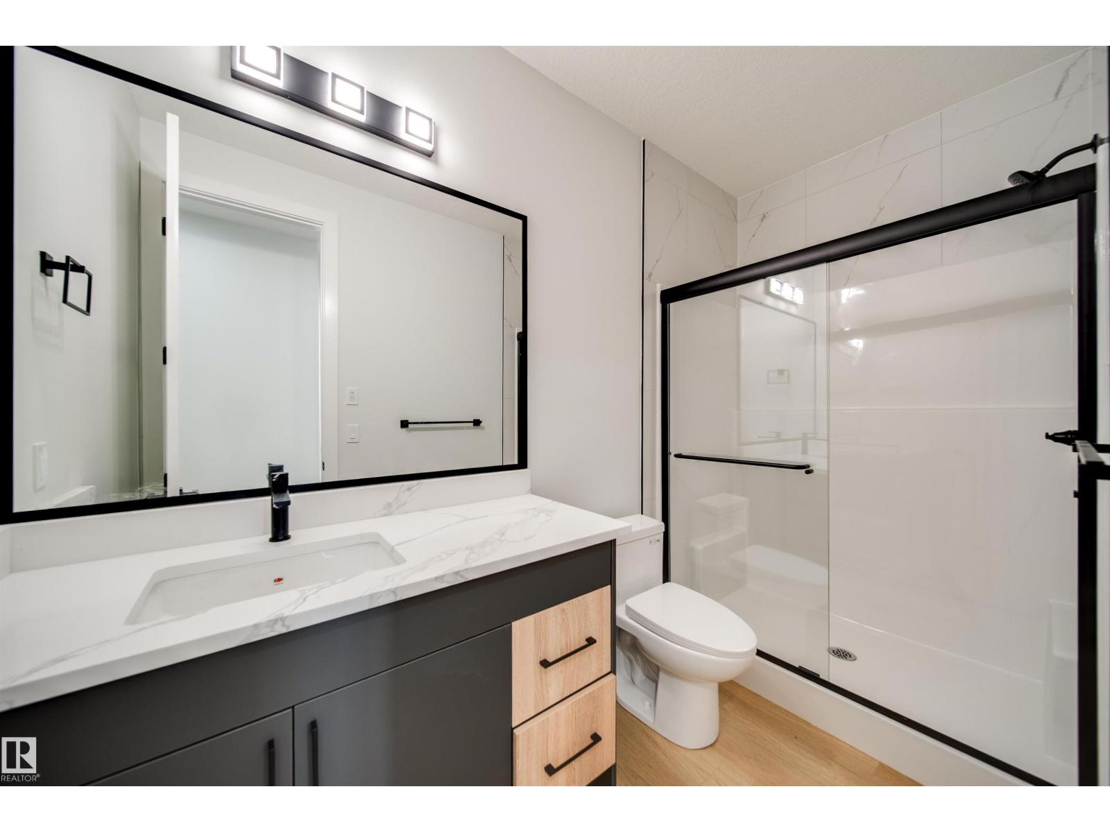 7027 177 AV NW - 6
