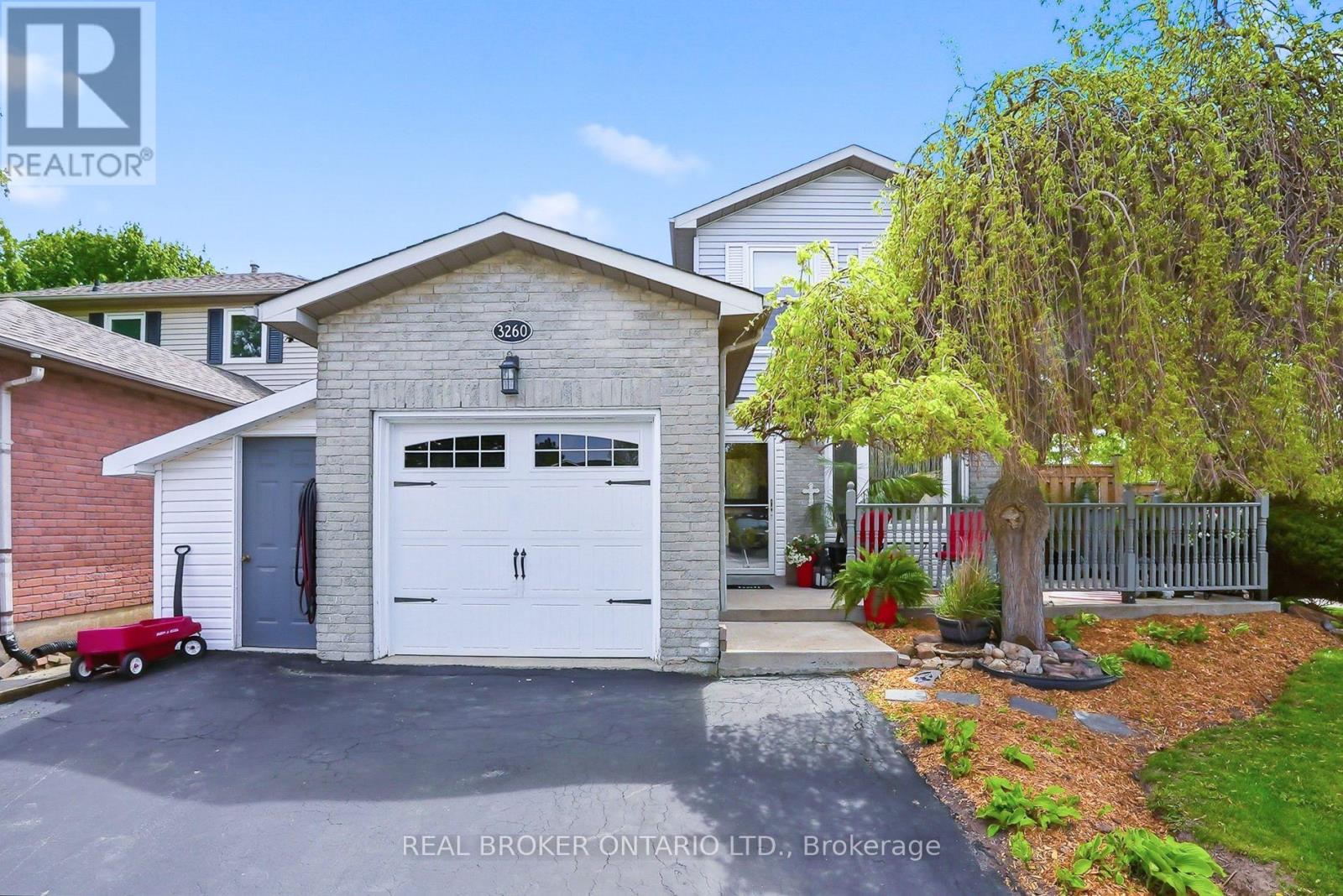 3260 WOODCROFT CRESCENT - 41