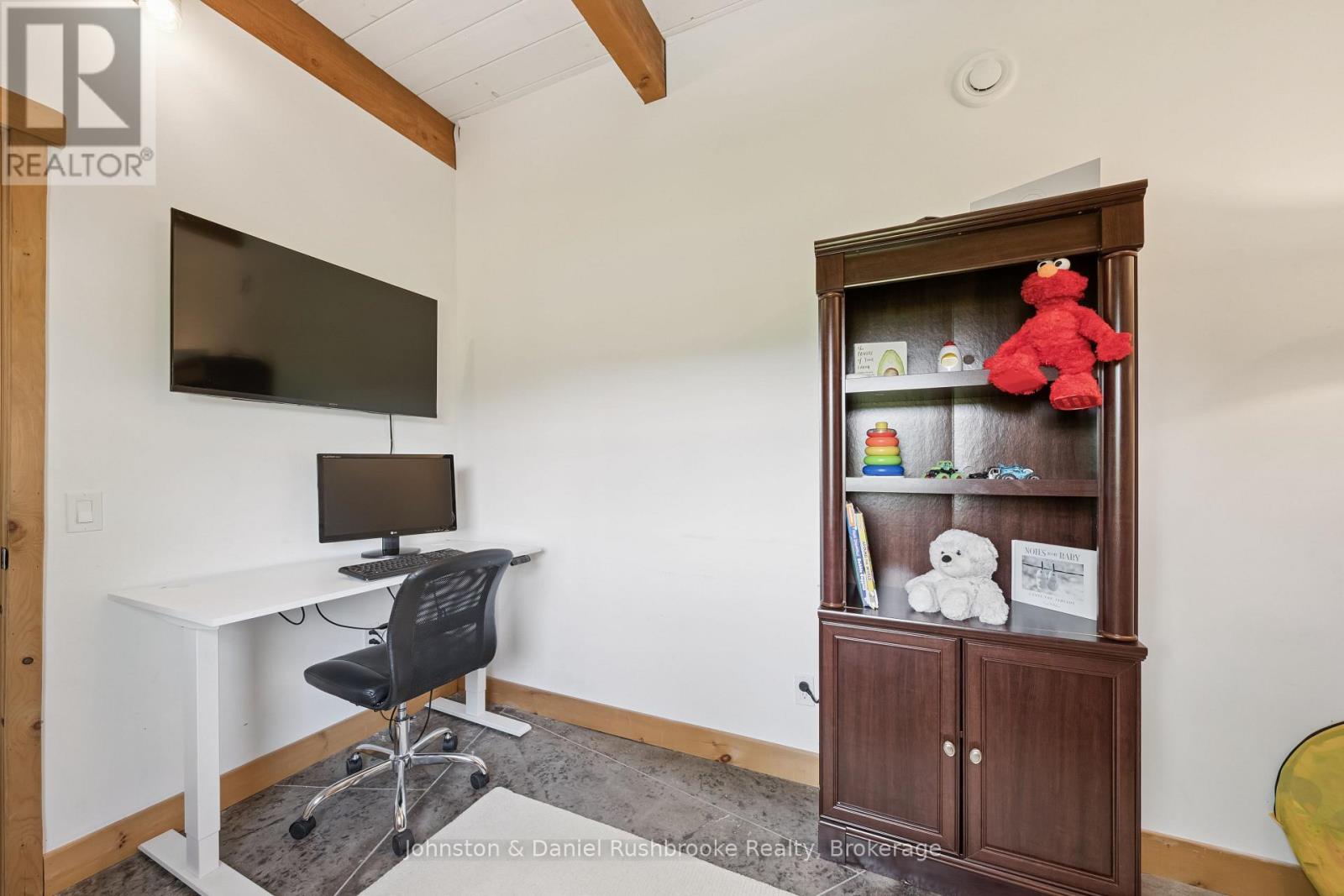 1105 ECHO BEACH ROAD - 19