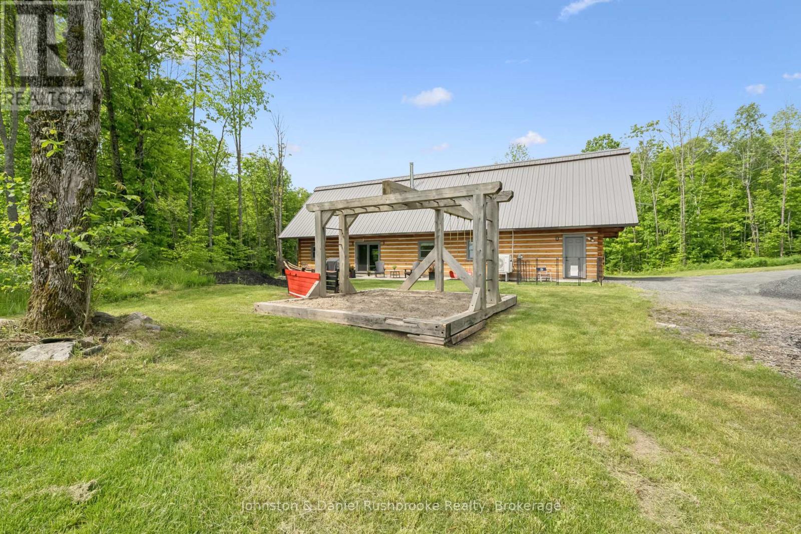 1105 ECHO BEACH ROAD - 33