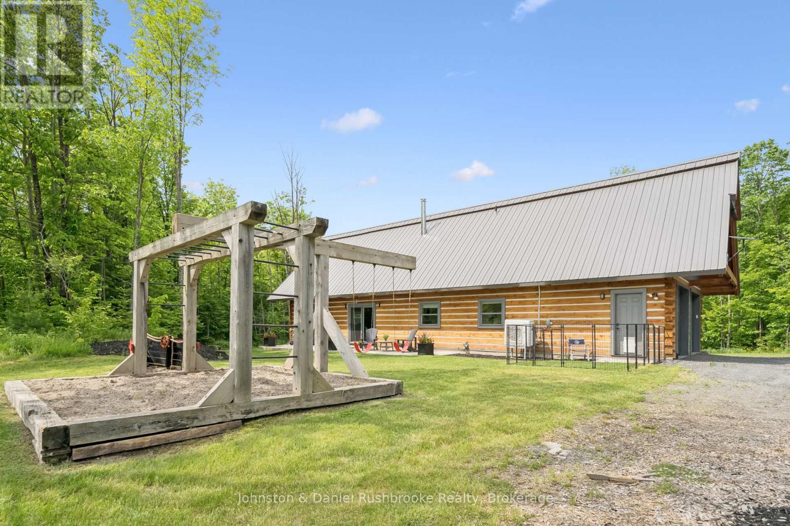 1105 ECHO BEACH ROAD - 35