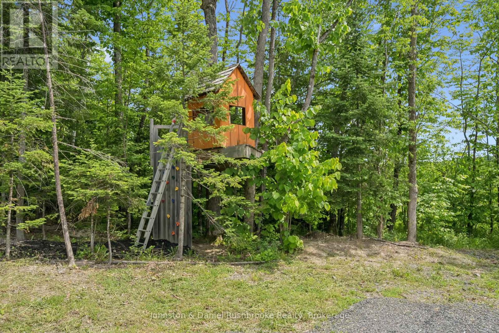 1105 ECHO BEACH ROAD - 39