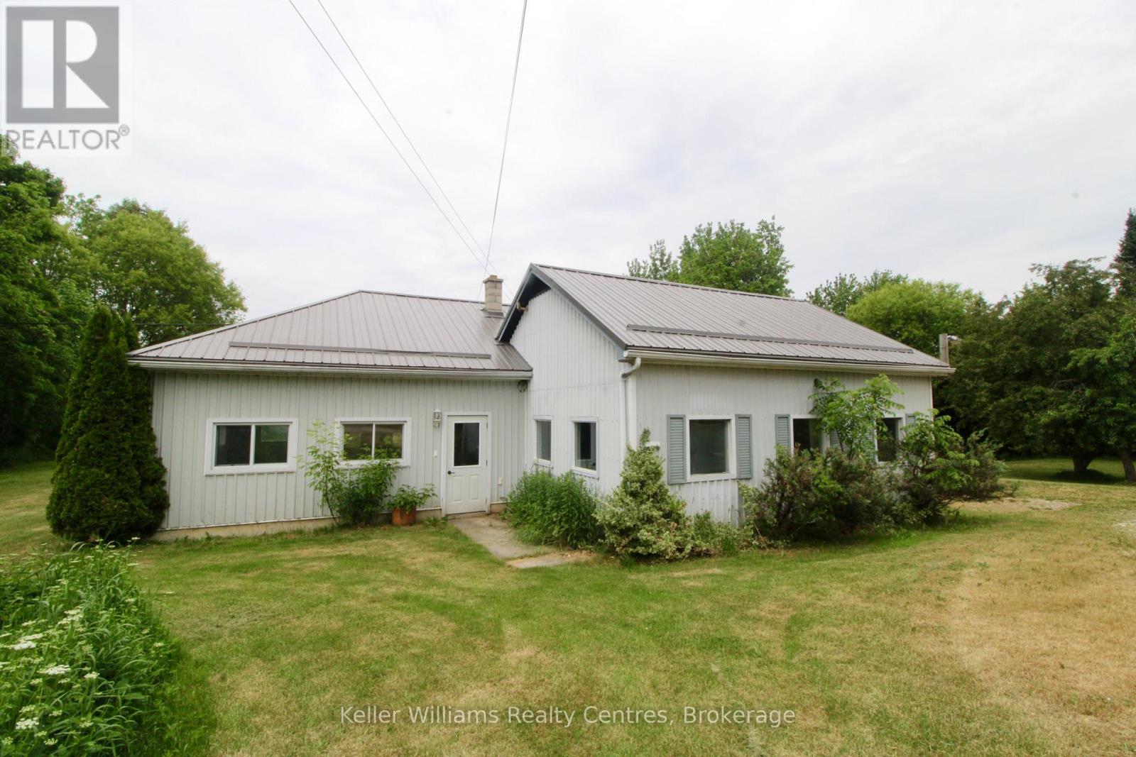 50/52 MAIN STREET N - 37