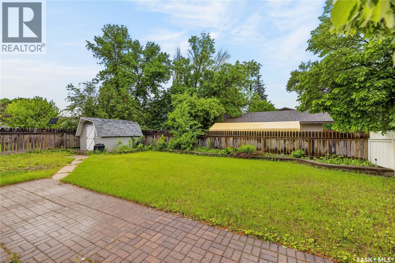 102 Allegretto CRESCENT - 33