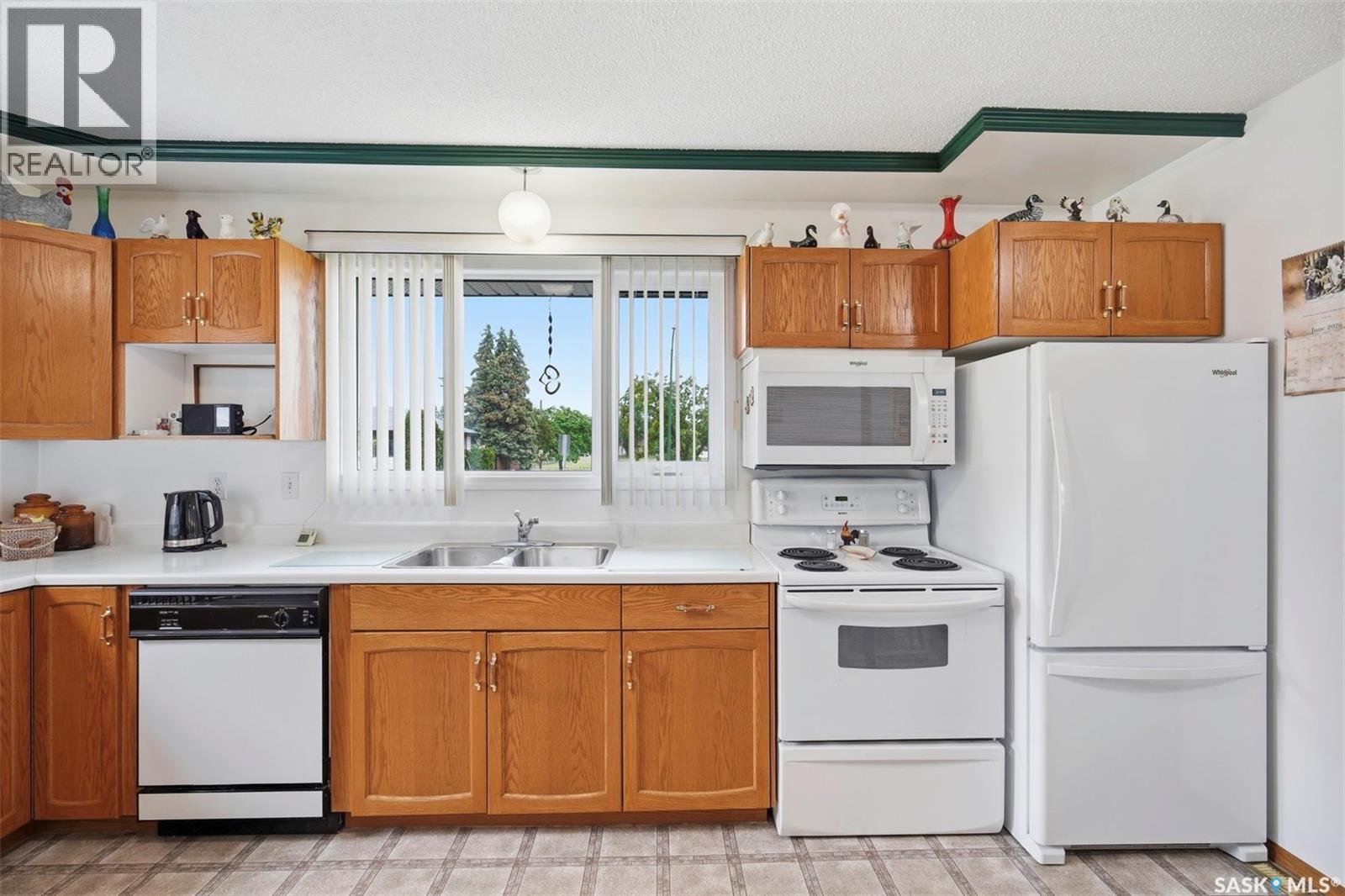 1019 McMillan AVENUE — photo 10