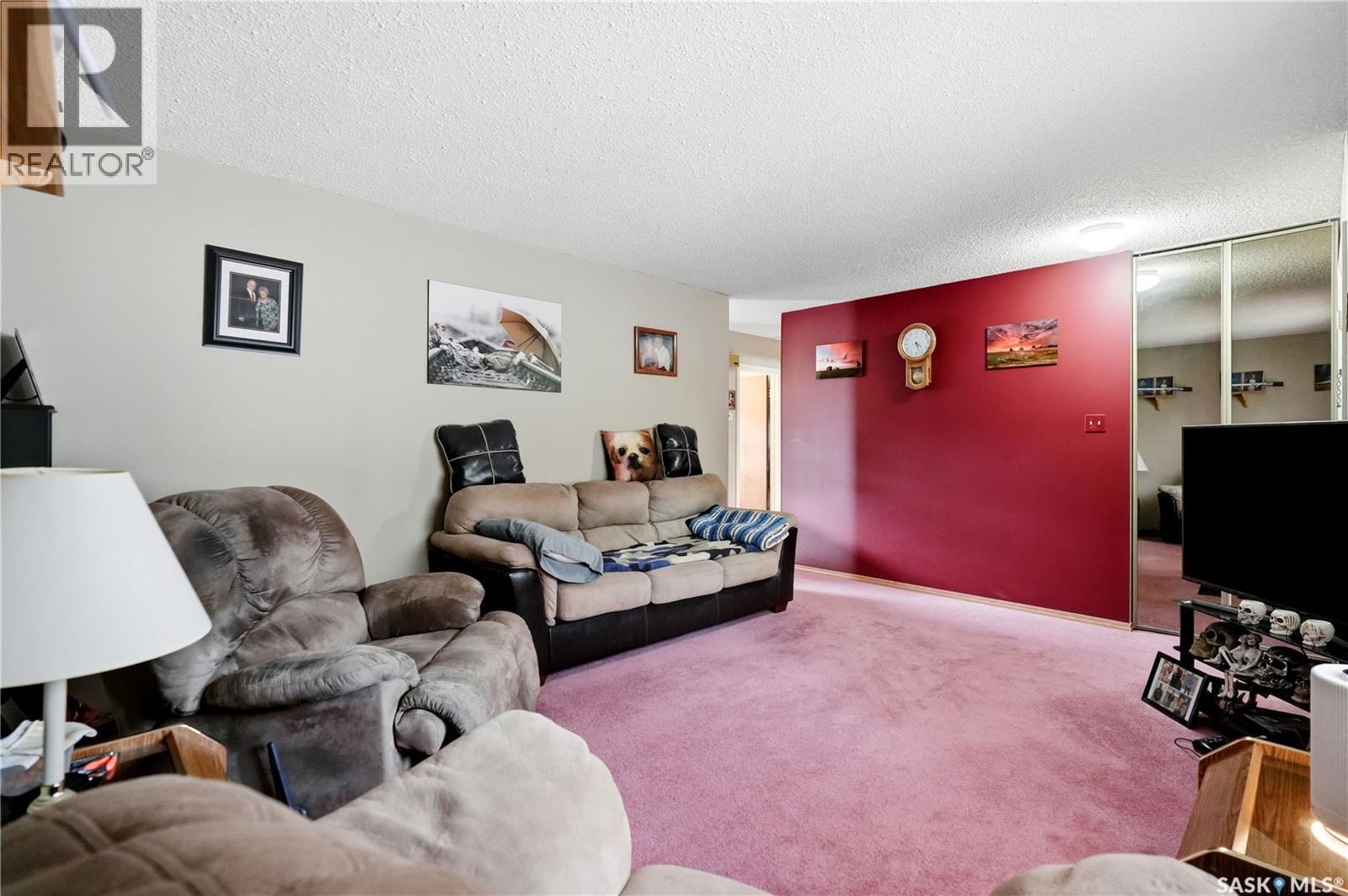 7 Upland DRIVE — photo 6