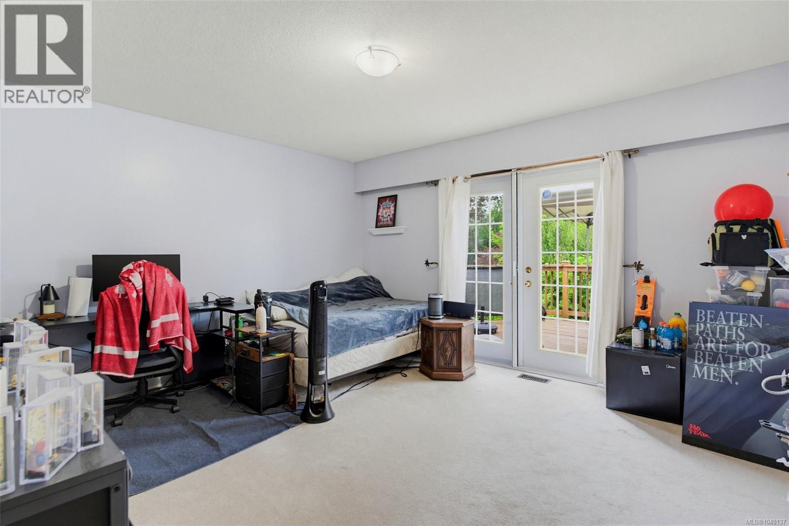 944 McBriar Ave - 12