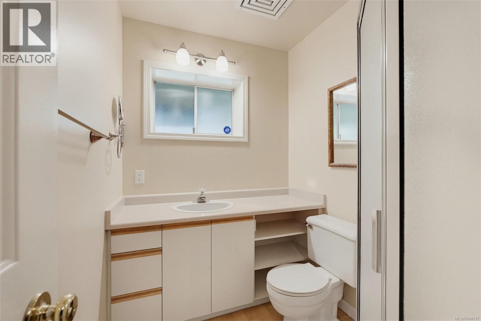 944 McBriar Ave - 21