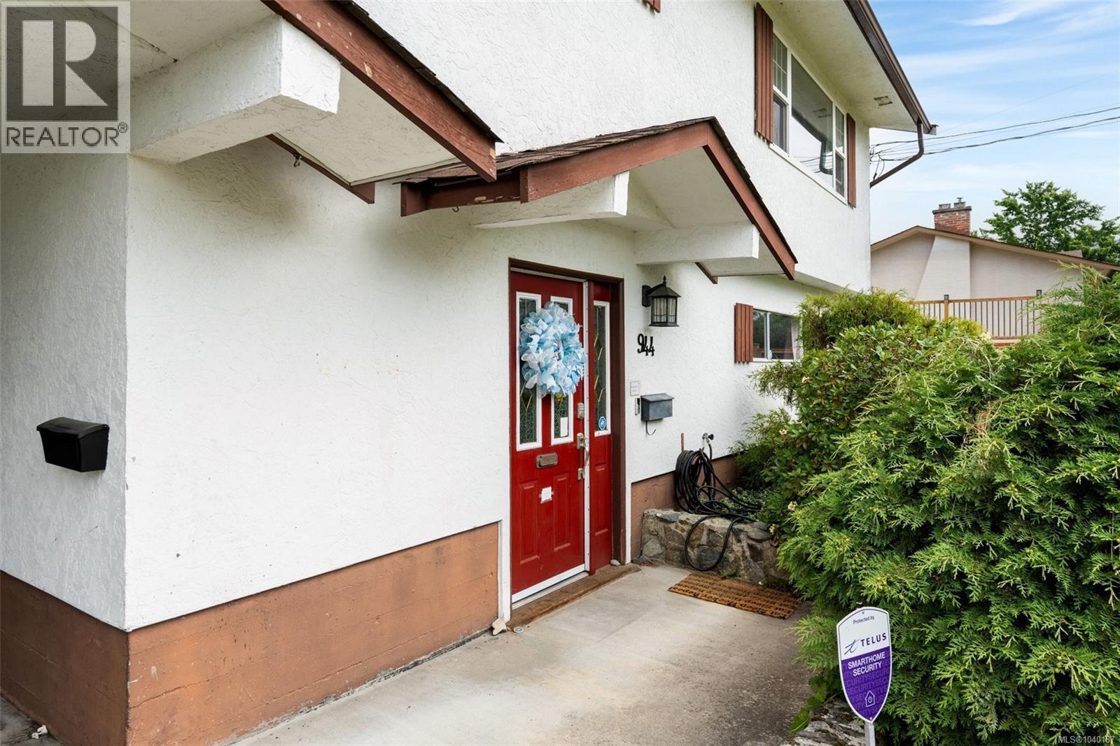 944 McBriar Ave - Image 3