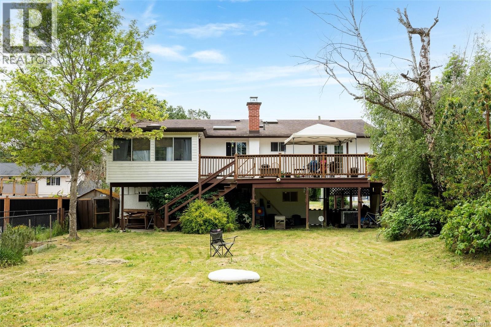 944 McBriar Ave - 30