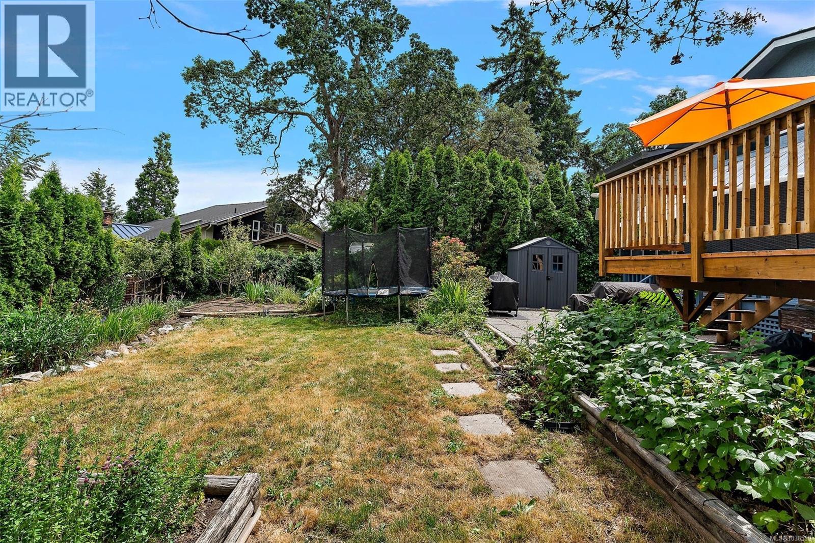 4143 Cedar Hill Rd - 37