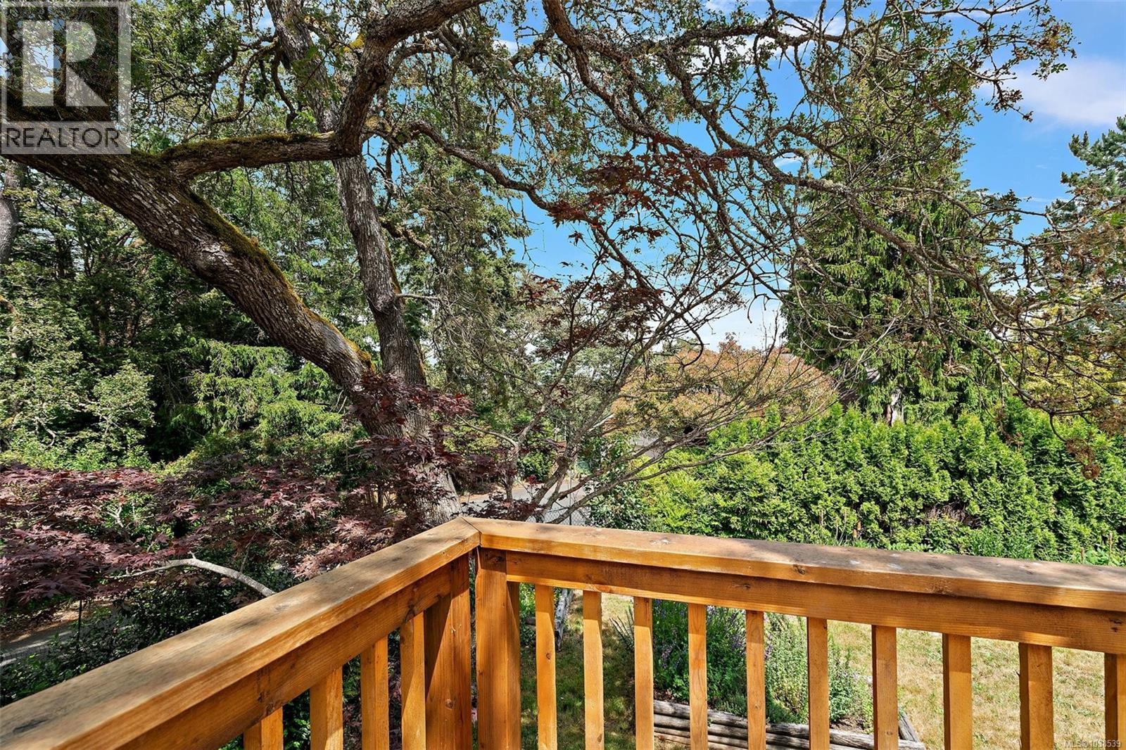 4143 Cedar Hill Rd - 40
