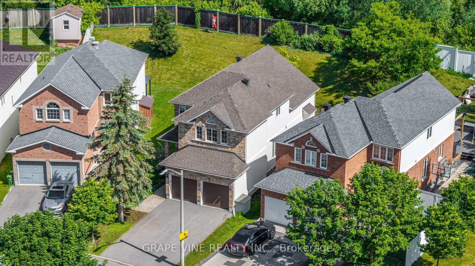 103 ROWALLEN PLACE - 3