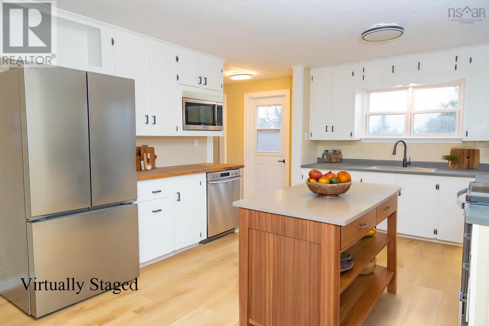89 Stoney Island Road - 3