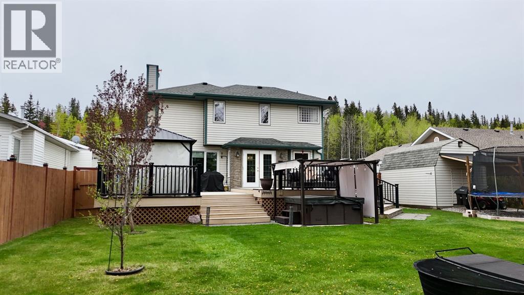 150 HALLAM Drive — photo 39