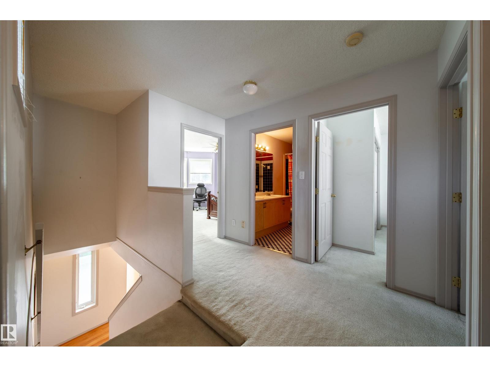 #15 603 YOUVILLE DR E NW - 22