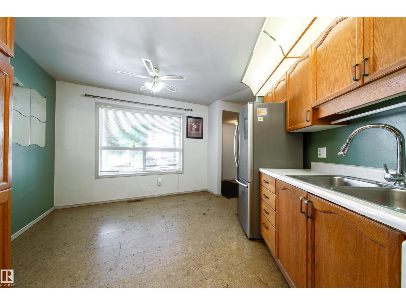 #15 603 YOUVILLE DR E NW - 14