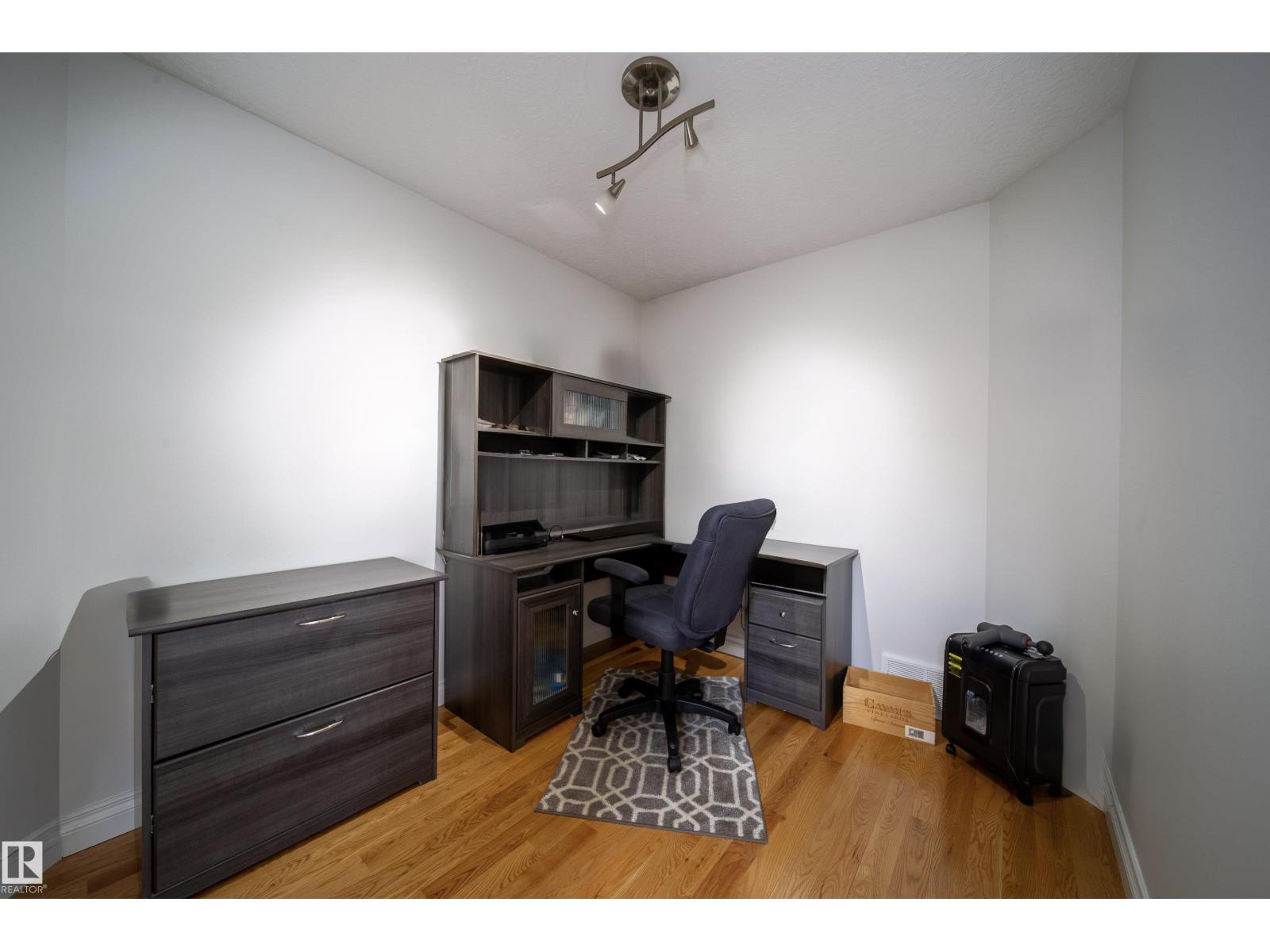 468 KLARVATTEN LAKE WD NW NW — photo 32