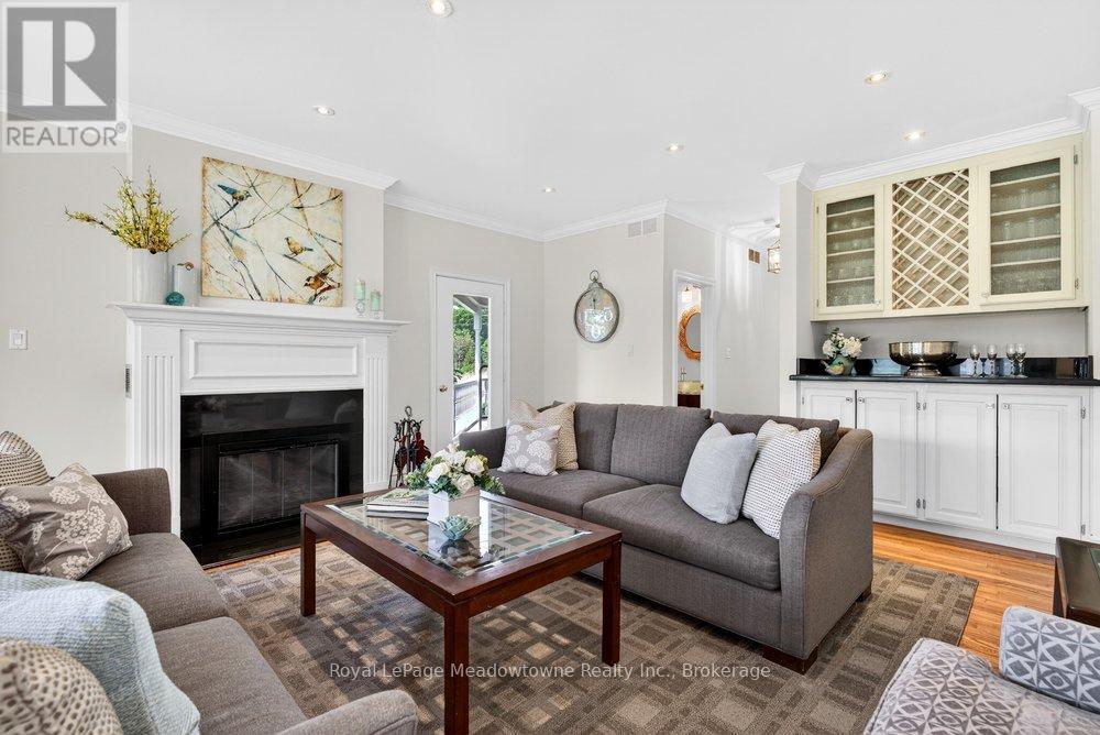 8550 APPLEBY LINE - 16