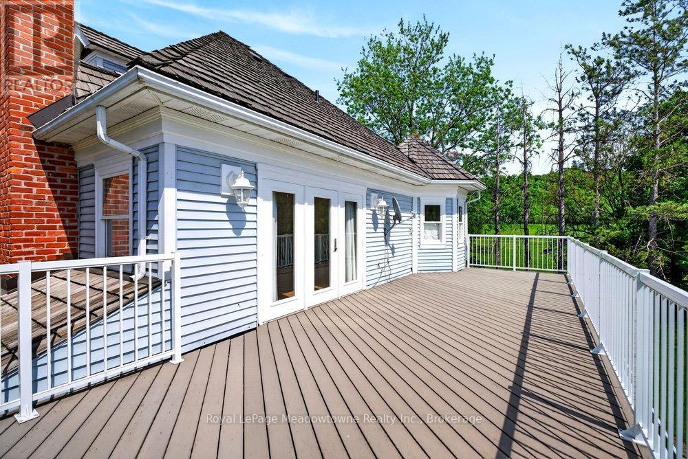 8550 APPLEBY LINE - 23