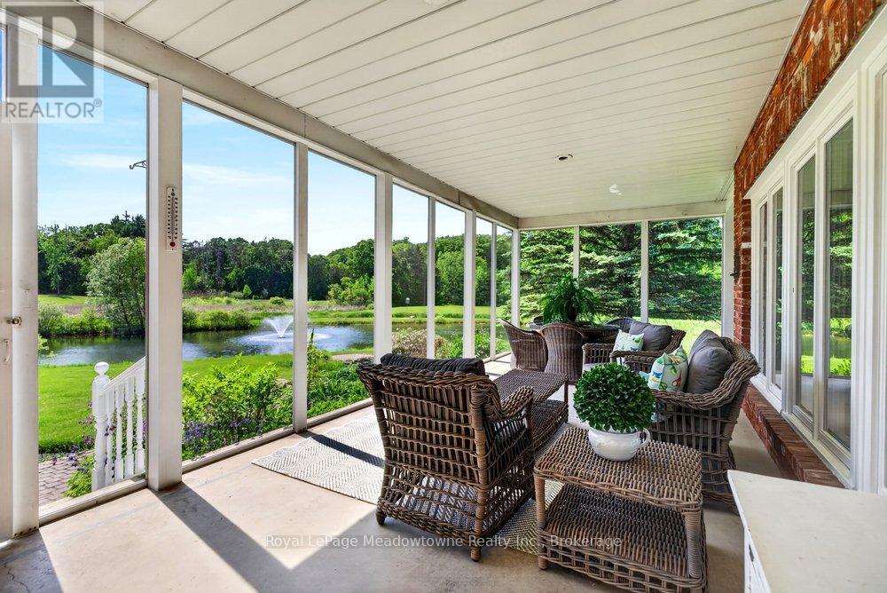 8550 APPLEBY LINE - 34