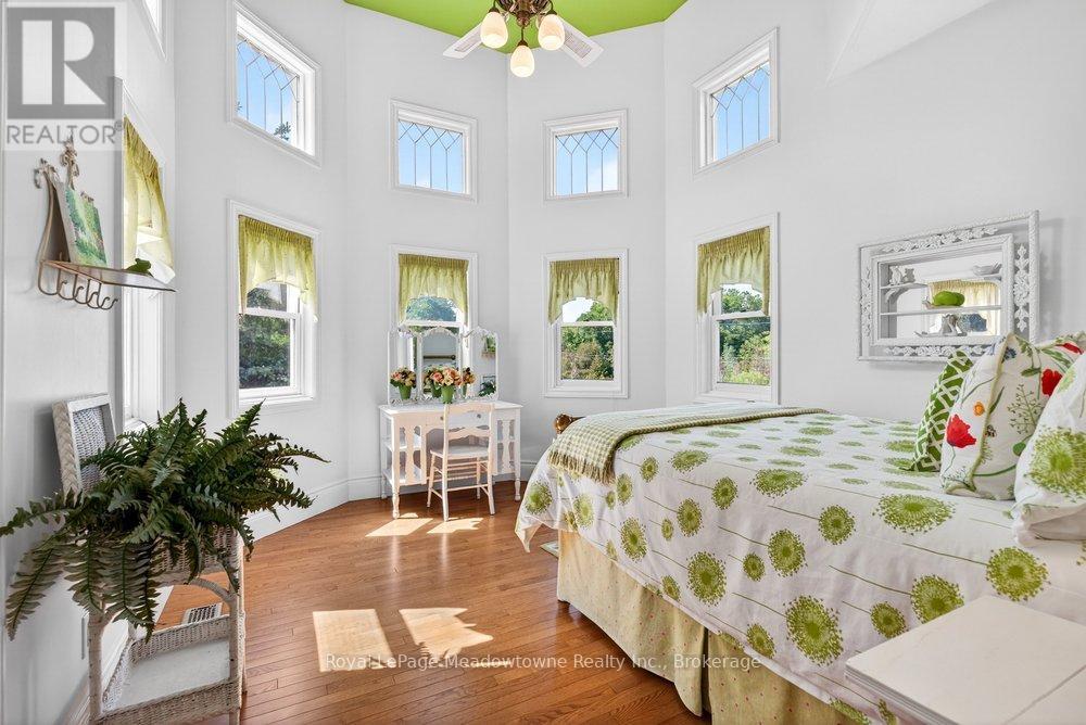 8550 APPLEBY LINE - 28