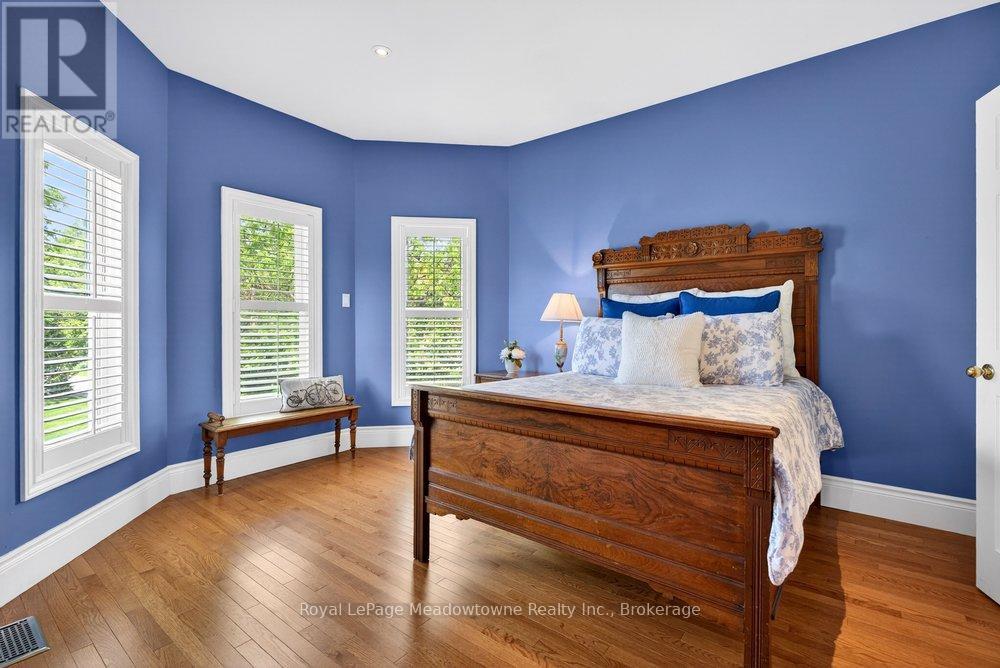 8550 APPLEBY LINE - 31