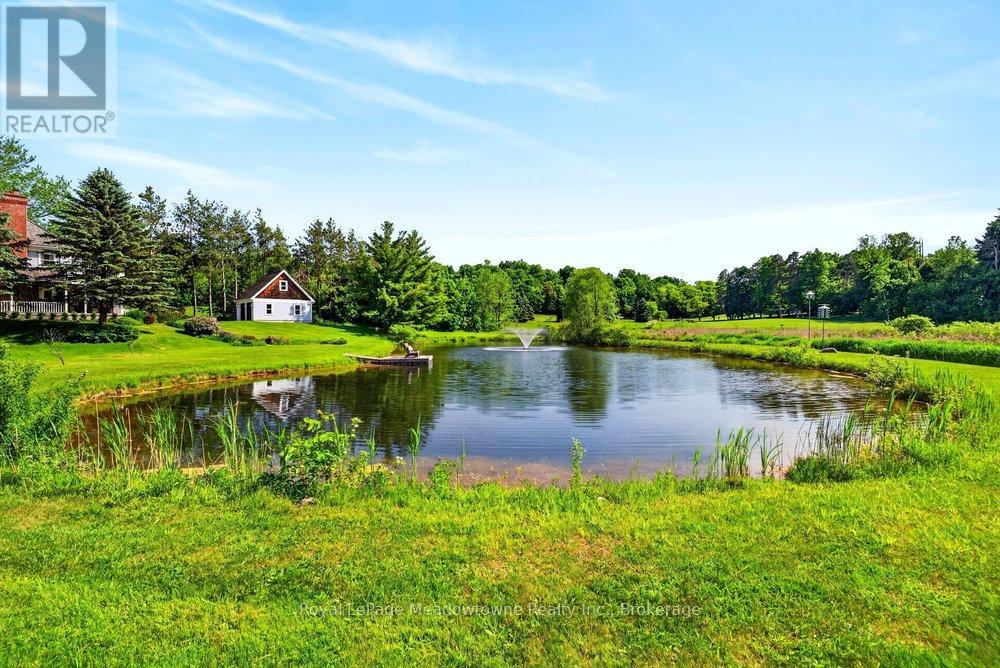 8550 APPLEBY LINE - 40