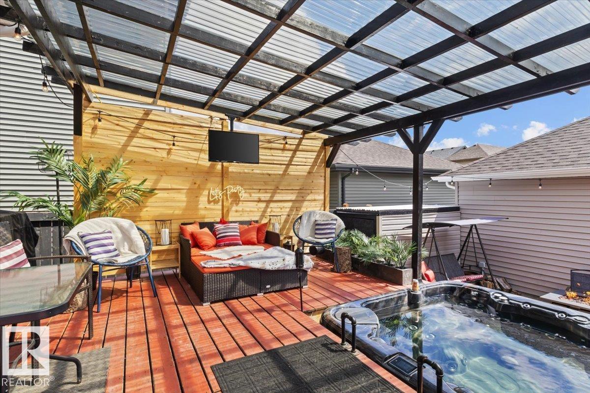 5213 22 AV SW — photo 15