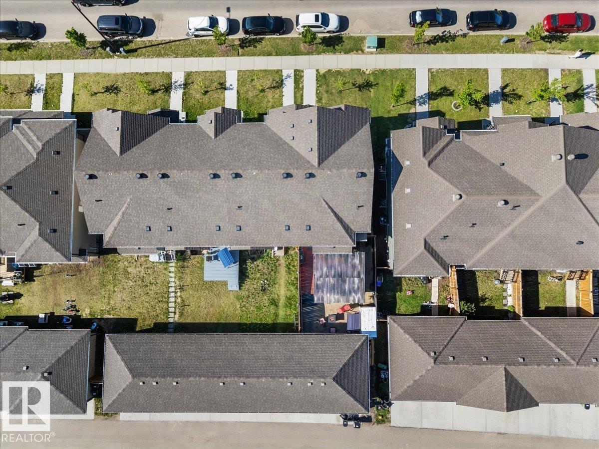 5213 22 AV SW — photo 37