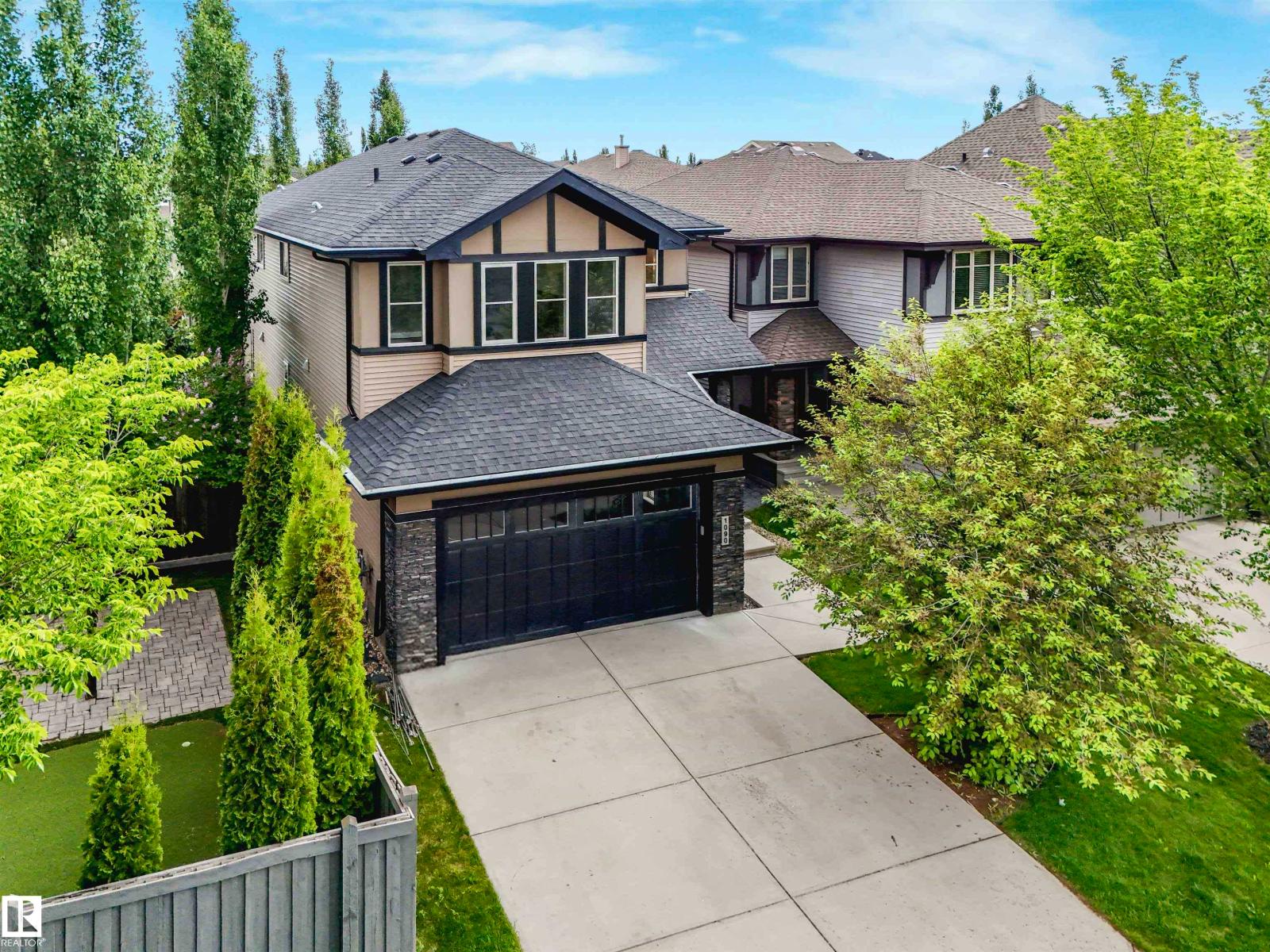 1090 ARMITAGE CR SW - 2