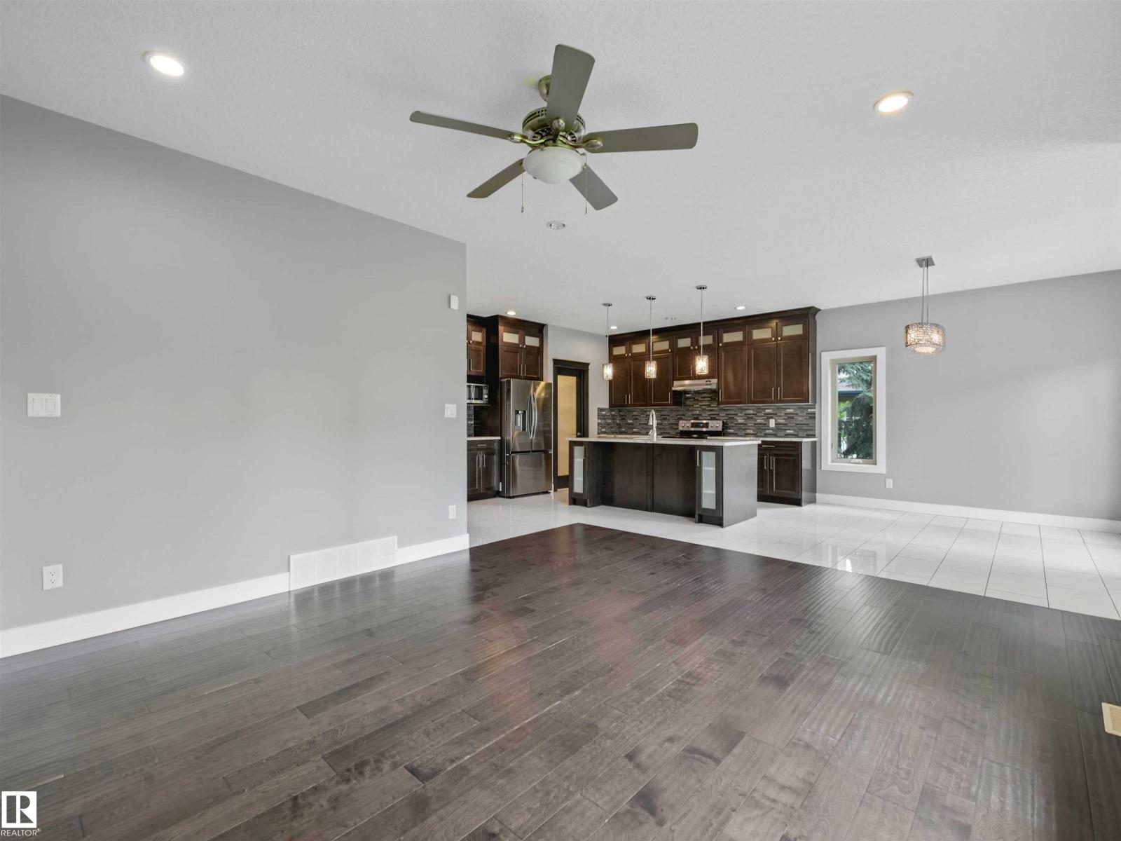 1090 ARMITAGE CR SW - 26