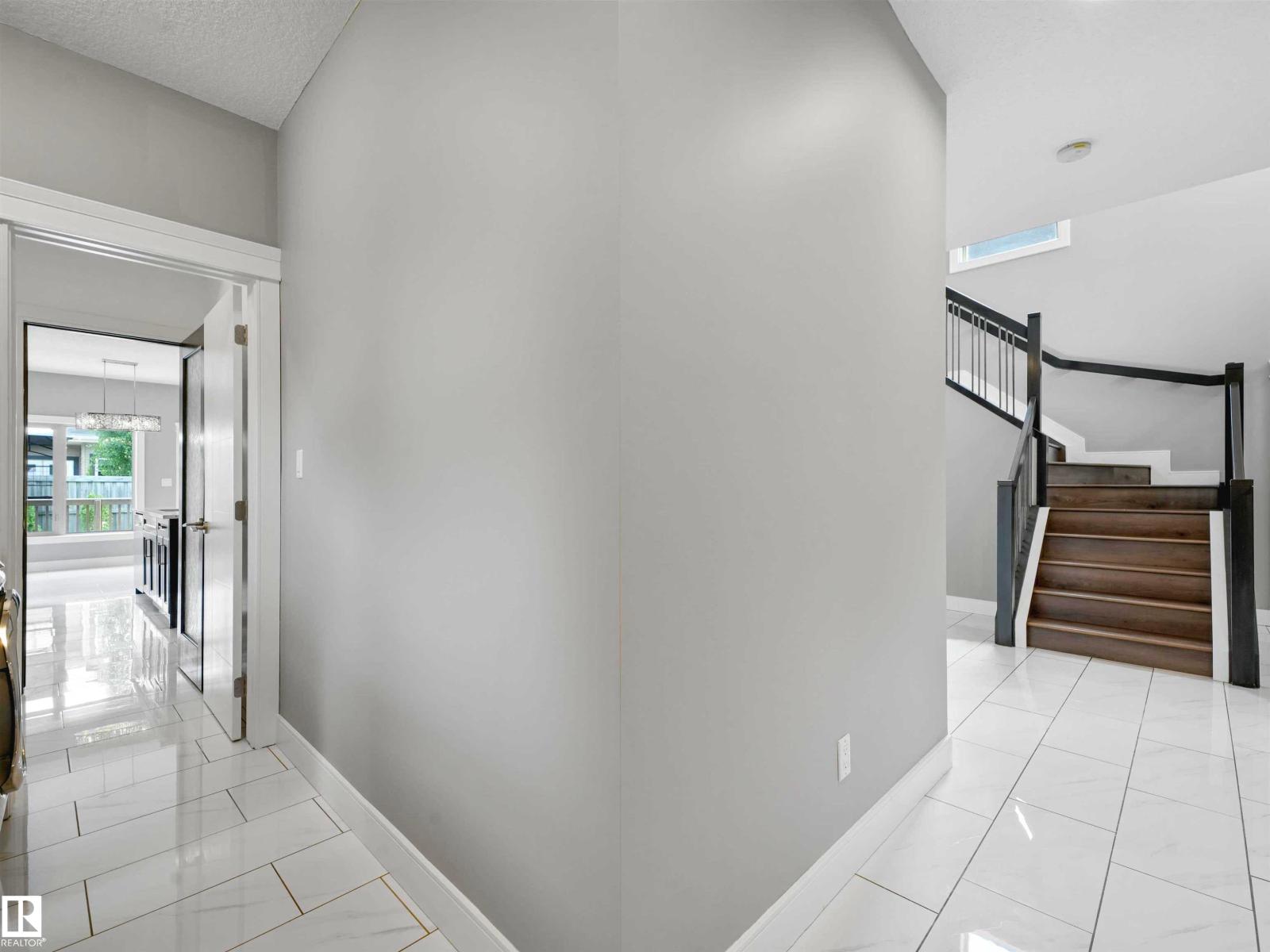 1090 ARMITAGE CR SW - 31