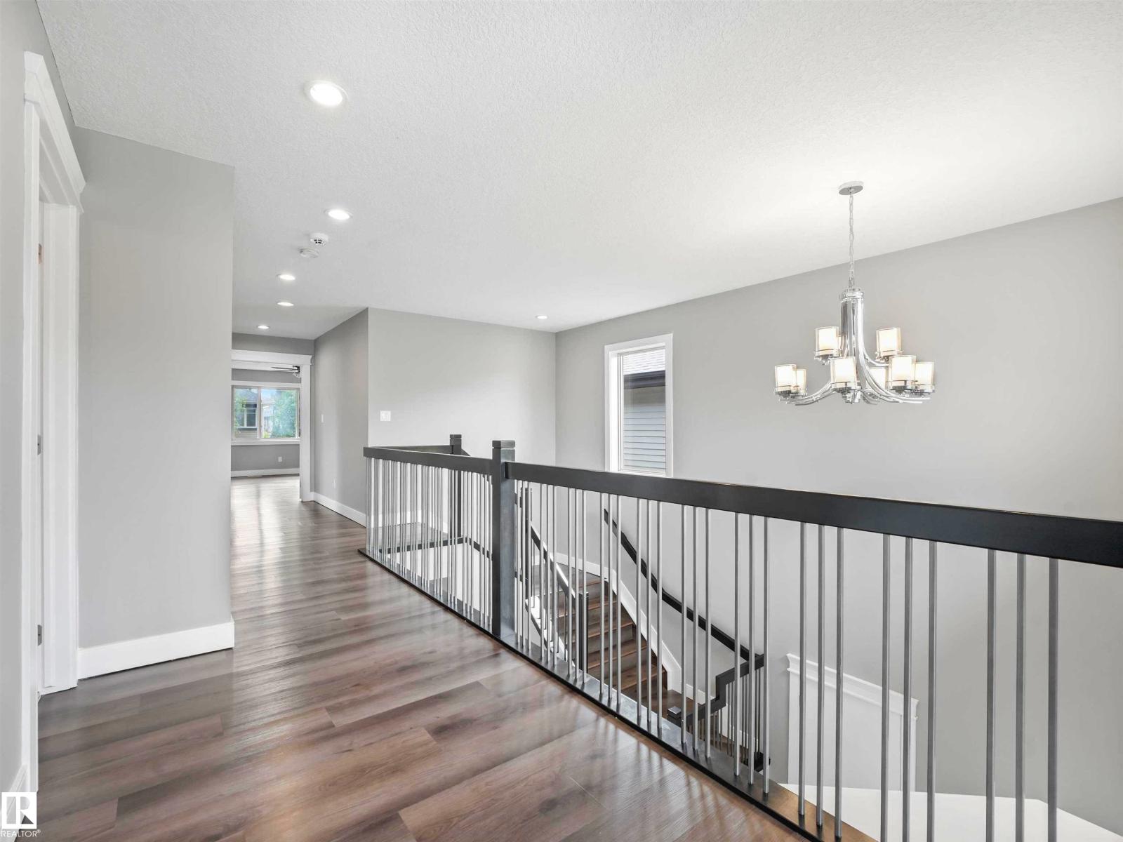 1090 ARMITAGE CR SW - 34