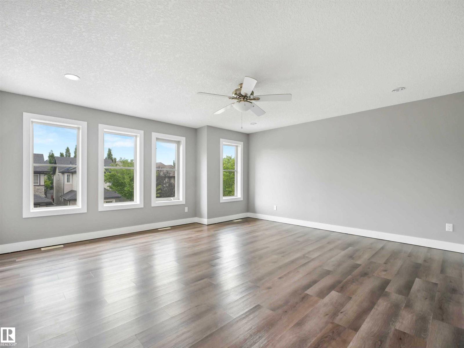 1090 ARMITAGE CR SW - 35