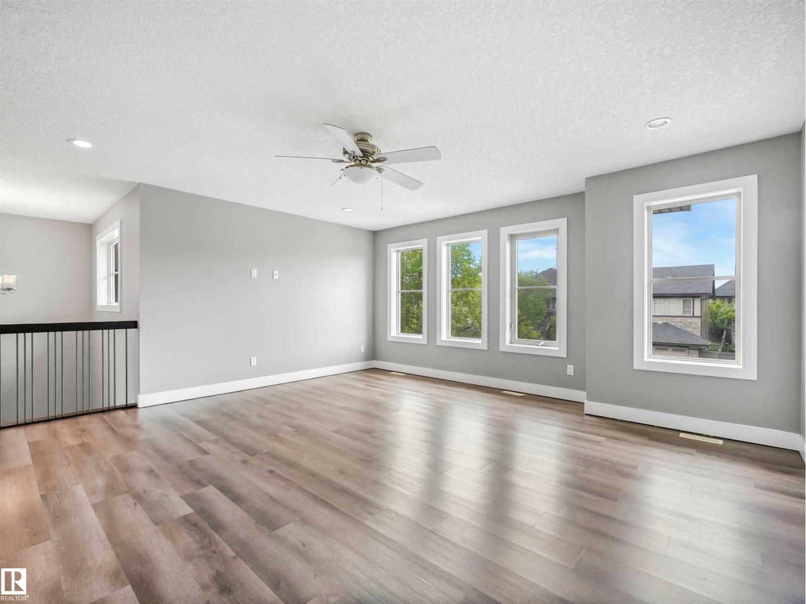 1090 ARMITAGE CR SW - 37
