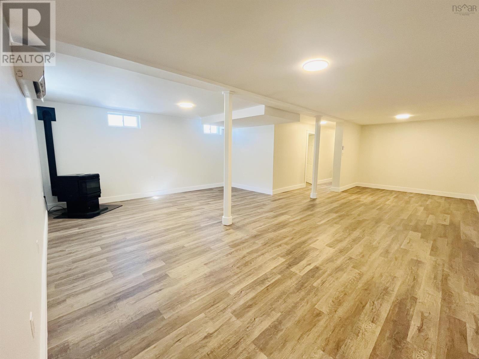 39 Rogers Avenue - 35