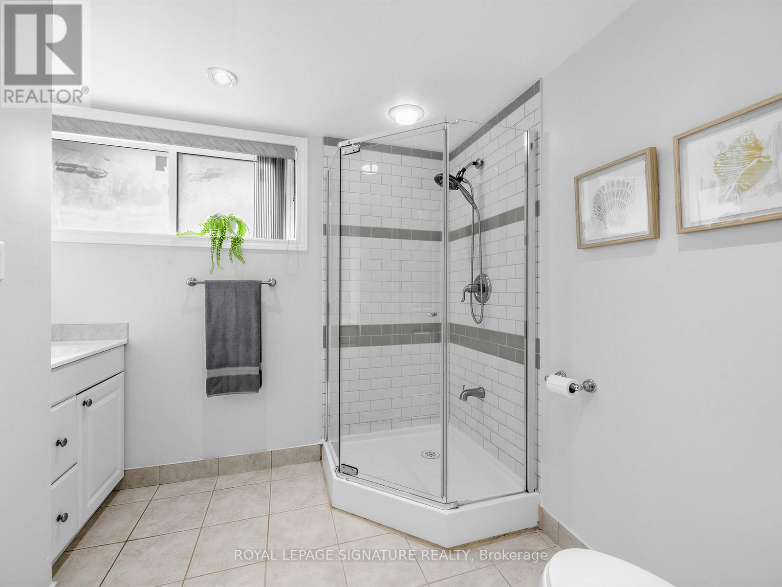 83 BERKINSHAW CRESCENT - 19