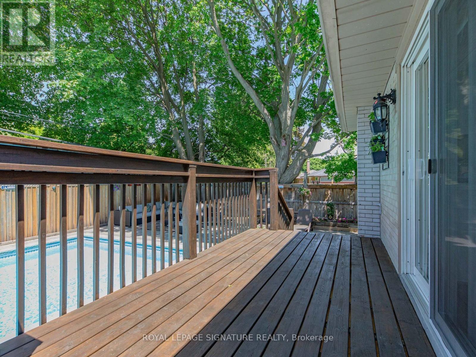 83 BERKINSHAW CRESCENT - 23