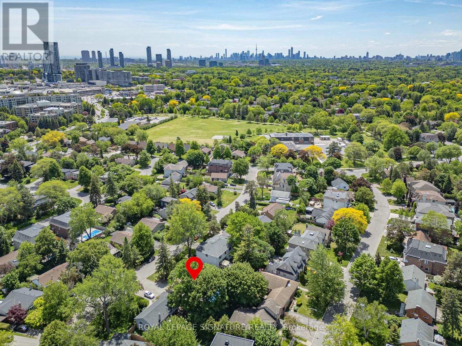 83 BERKINSHAW CRESCENT - 39