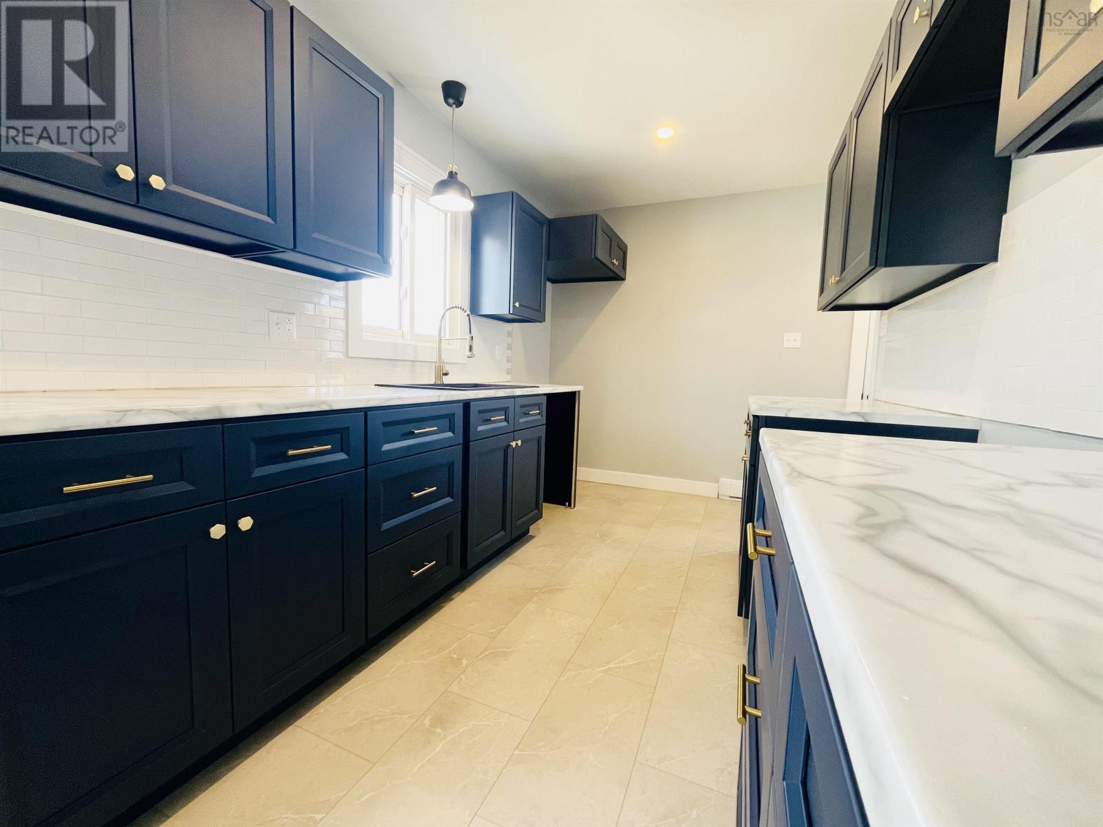 39 Rogers Avenue - 7