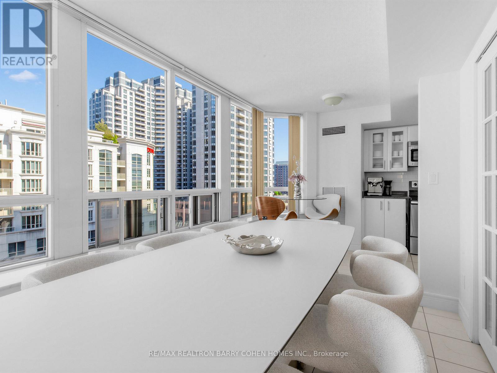 #812 5418 YONGE STREET - 13