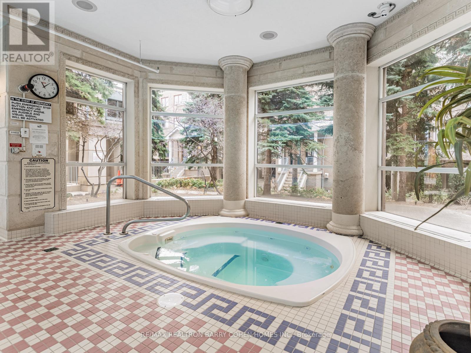 #812 5418 YONGE STREET - 27